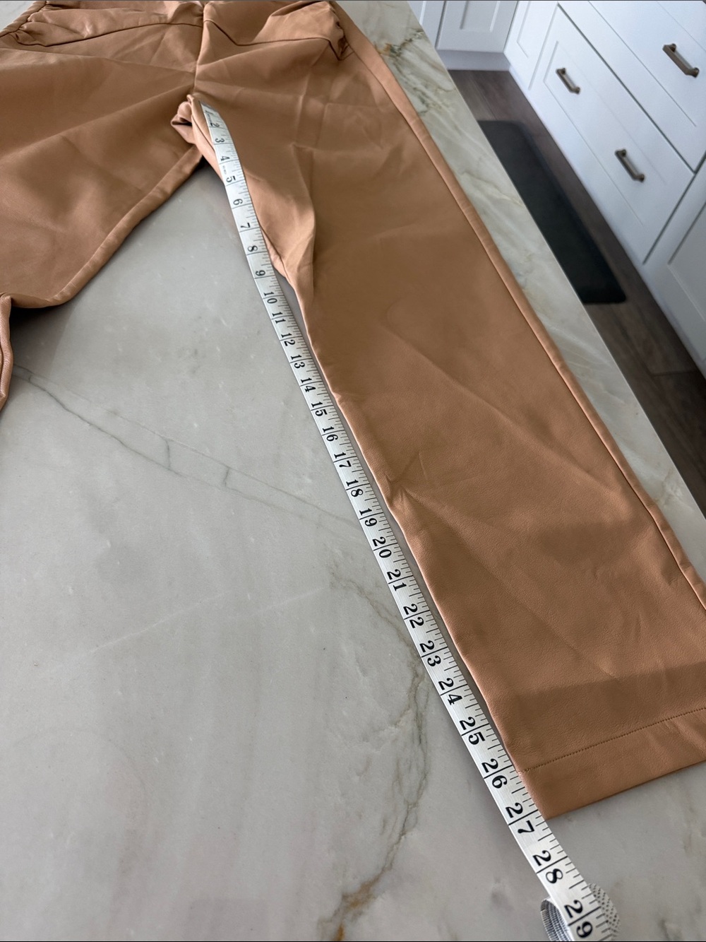 ✨ NBD Sophia Faux Leather Pants in Beige / Champagne ✨ - Picture 5 of 9